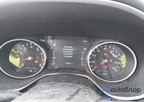 2018 Jeep Compass Limited 4X4 z USA, uszkodzony, nr VIN 3C4NJDCB7JT280723